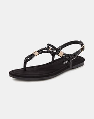 Schwarze flache Sandale mit geflochtenem Riemen und goldfarbenen Details, seitlicher Schnalle und Zehensteg